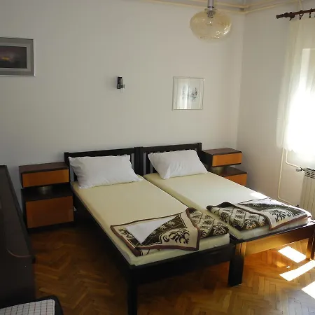 In 5478 Apartment